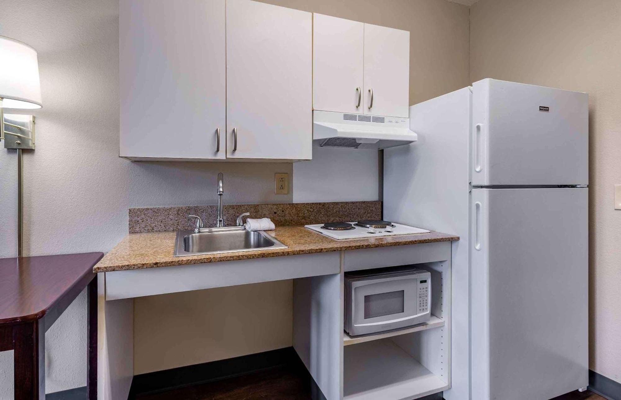 Extended Stay America Select Suites - Houston - Willowbrook - Hwy 249 Exterior foto