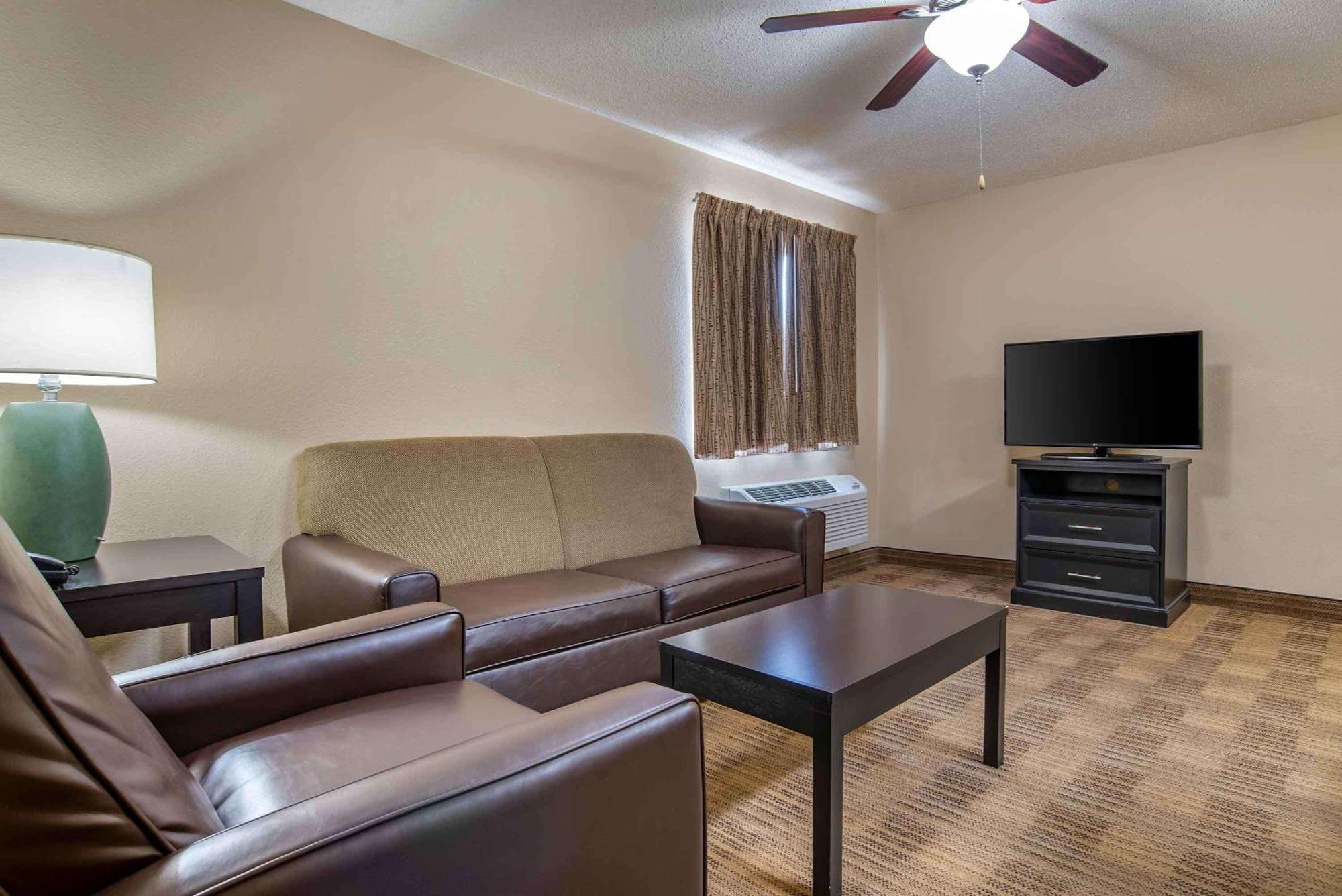 Extended Stay America Select Suites - Houston - Willowbrook - Hwy 249 Exterior foto